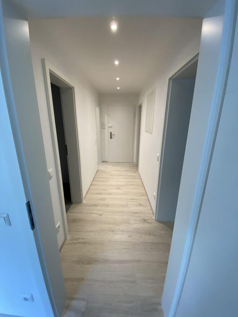 Türmontage Augsburg – fertige Innentür mit Zarge